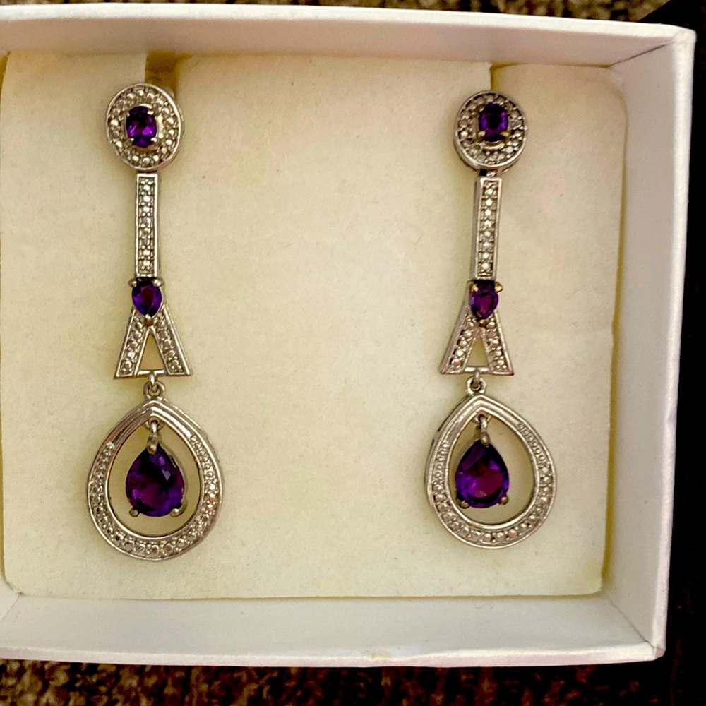 4.05 carats Amethyst in Sterling Silver Earrings